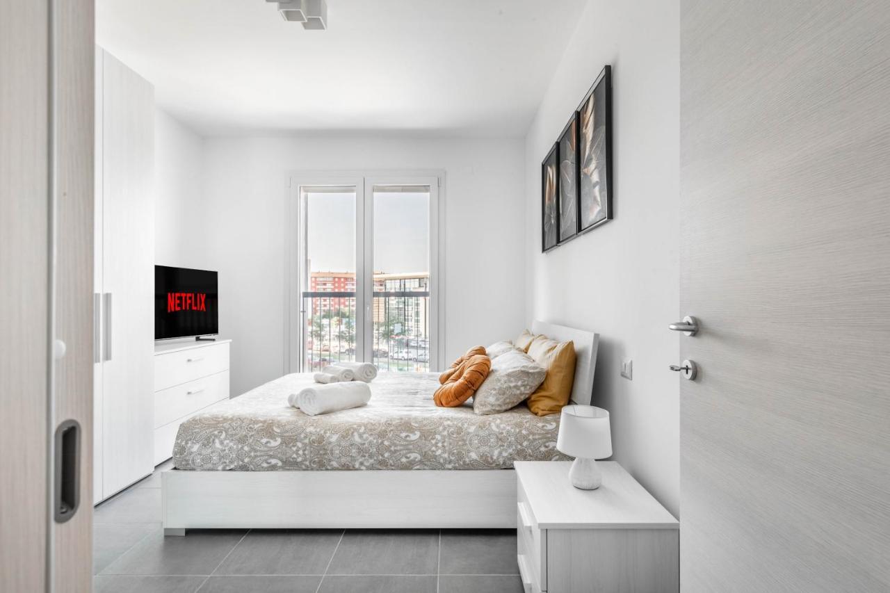 Harmony House - Rho Fiera 6Min - Free Parking - Terrace Apartment มิลาน ภายนอก รูปภาพ